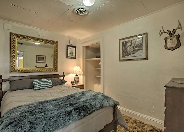 Ferienhaus Walkable Sleep House W/ Patio & Sunroom! *