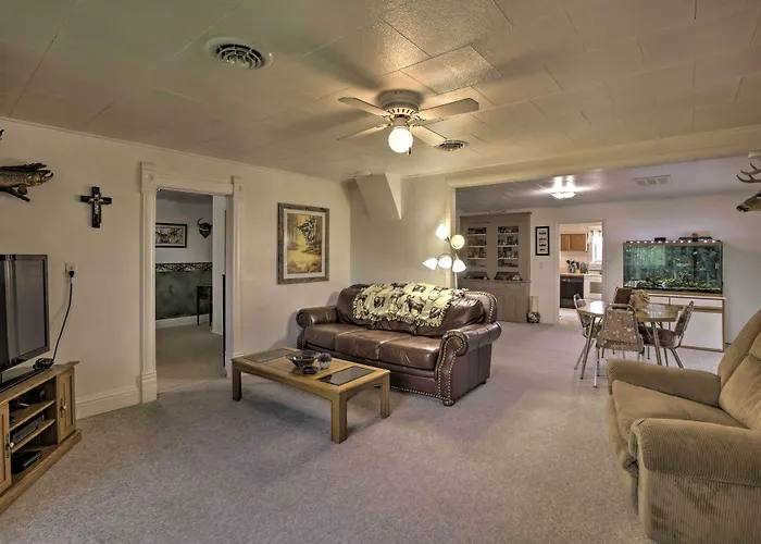 Walkable Sleep House W/ Patio & Sunroom! *